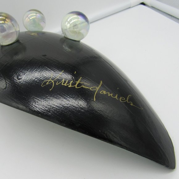 ART GLASS HOME DECOR.  15 X 7 X 5.  HAND PAINTED AND SIGNED. - Picture 7 of 7